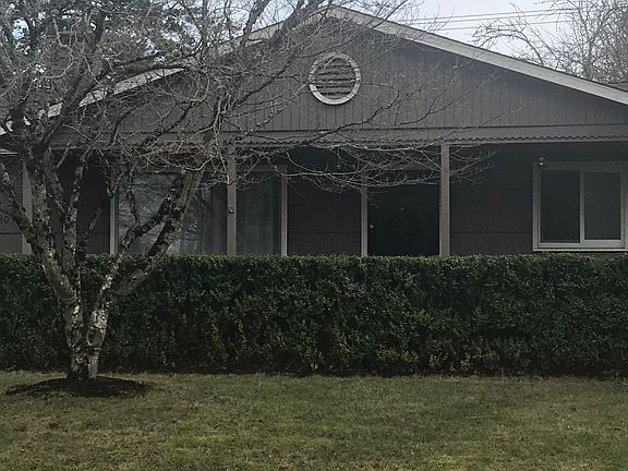 Front yard 