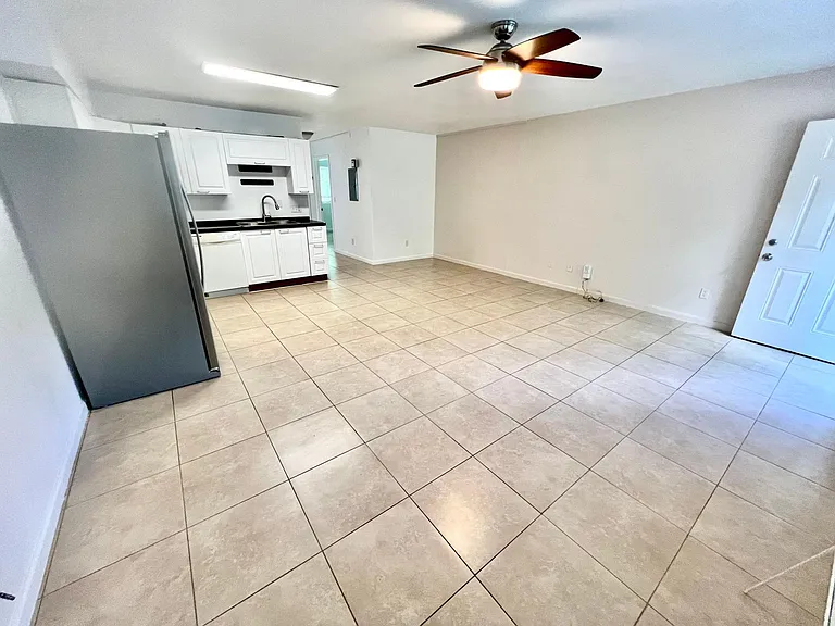 647 Hind Iuka Dr — Photo 5