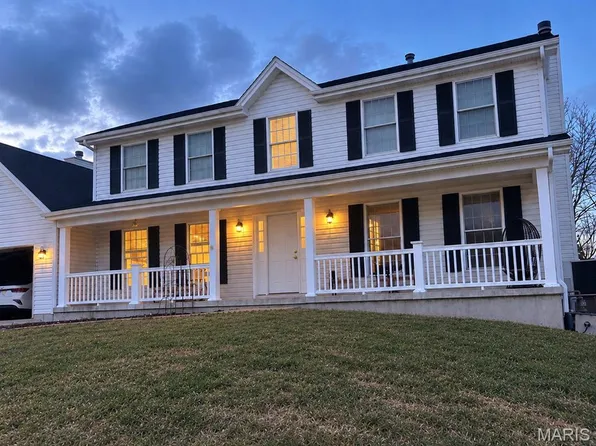 8 Jacobs Place Ct, Saint Peters, MO 63376
