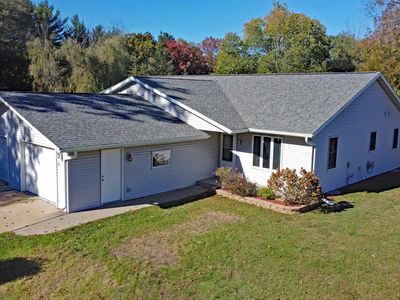 702 W 2nd St, Necedah, WI, 54646