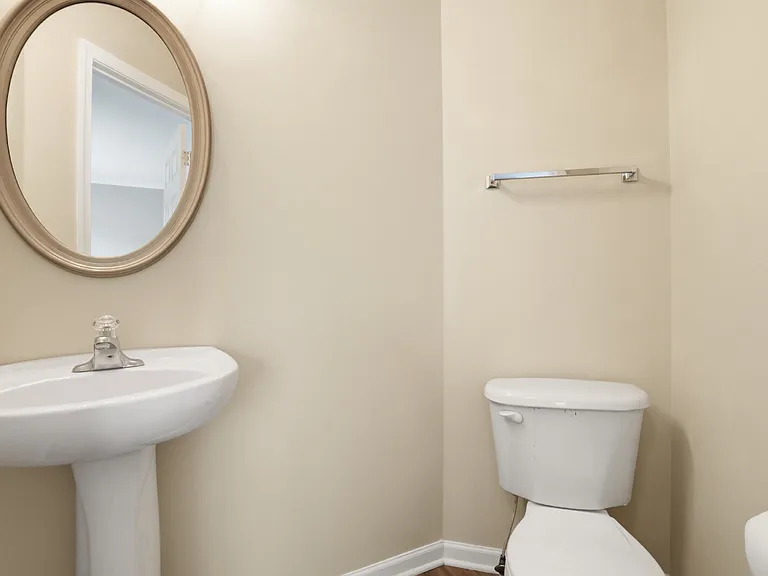 808 Marquette Dr — Photo 13