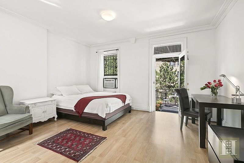 1st image of 123 W 78th St APT 5