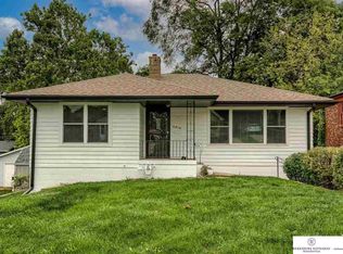 6818 Maple St, Omaha, NE 68104