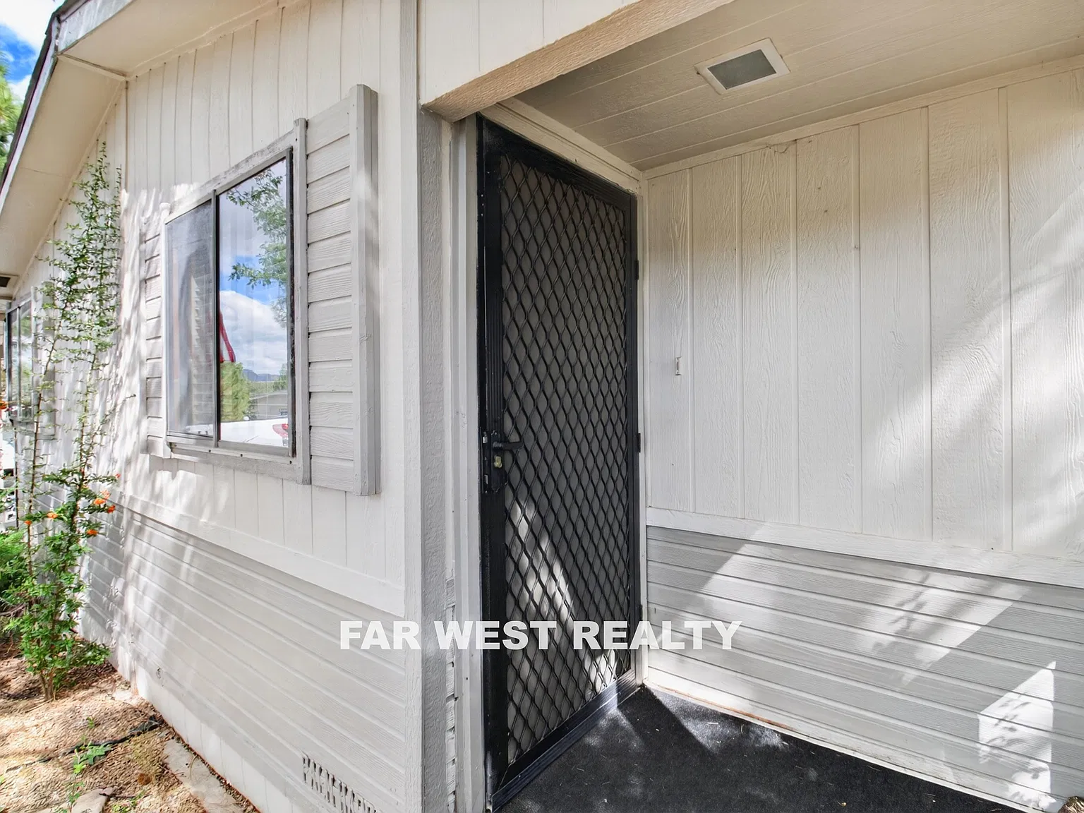 2 bed, 1292 sqft, $1,800 — Photo 4