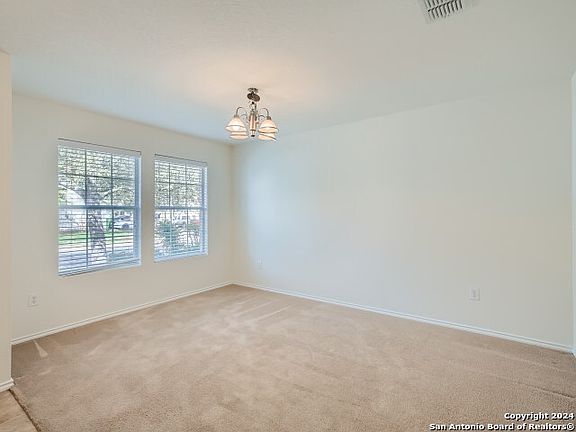 5th image of 11610 OAK MAPLE