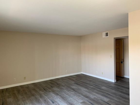 2nd image of 5080 Indian River Dr Unit 397