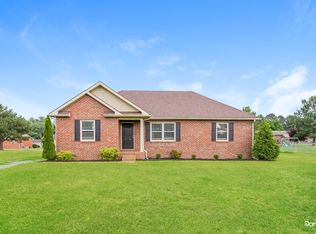 111 Oak Hill Ct, Portland, TN 37148