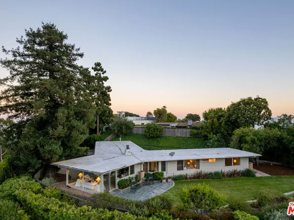 320 Bellino Dr, Pacific Palisades, CA 90272