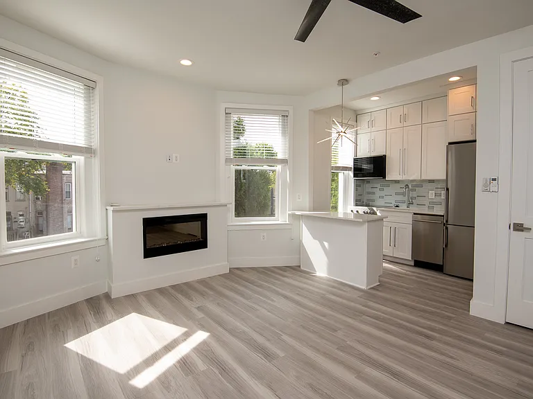 1740 Q St NW #202 — Photo 1