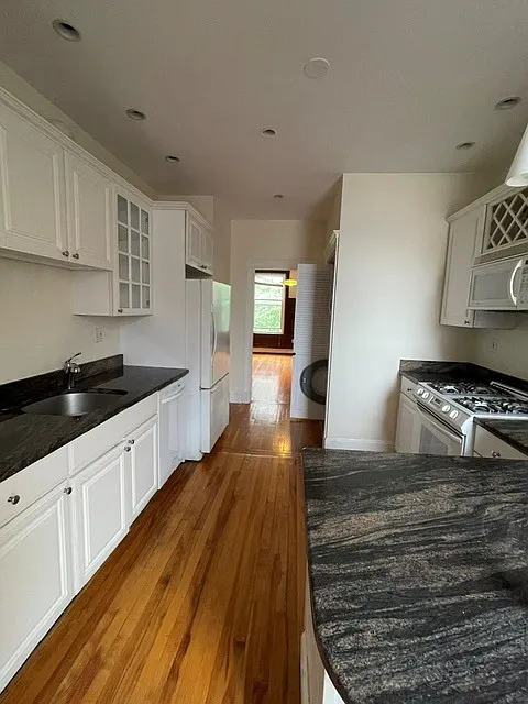 Centre St, Brookline — Photo 2