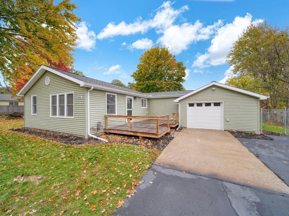 2995 S Meridian Rd, Jackson, MI 49203