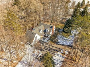 7592 Knickerbocker Rd, Ontario, NY 14519