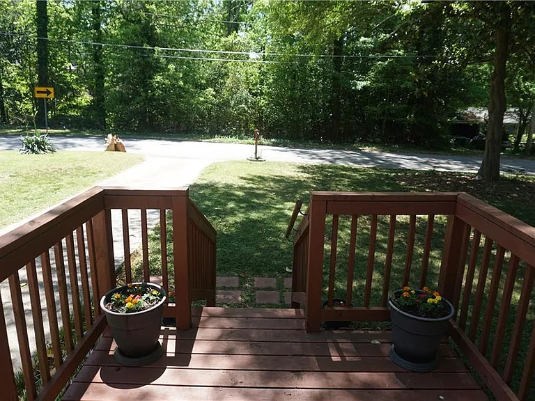 2163 Lilac Ln — Photo 21