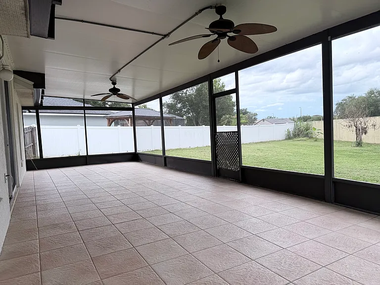 10808 Flycast Cir — Photo 14