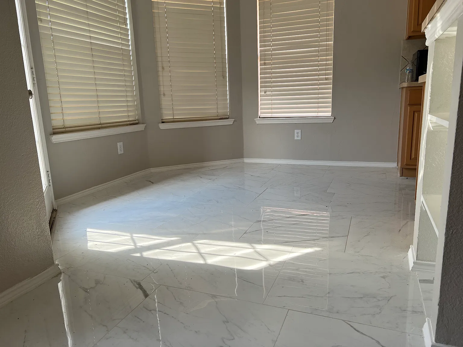 4 bed, 2.5 bath, 2114 sqft, $2,699 — Photo 3