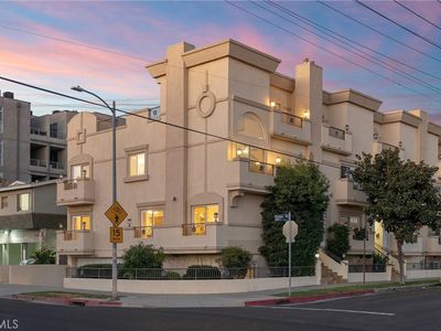 11359 Missouri Ave, Los Angeles, CA, 90025