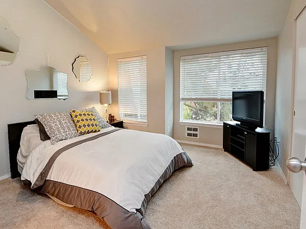2416 SW Holden St #E — Photo 15