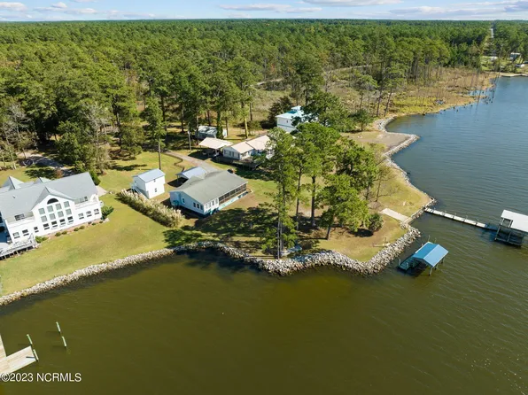 283 Chambers Point Road, Belhaven, NC 27810