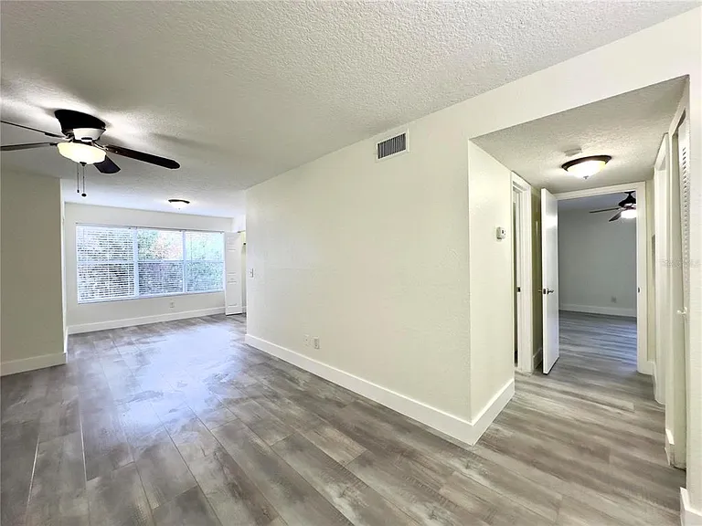 5140 Conroy Rd #27 — Photo 17
