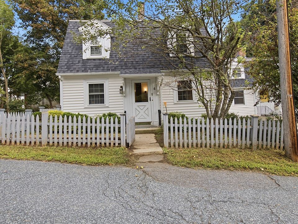 1st image of 6-6 Center Pl #8