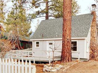 463 Vista Ln, Sugarloaf, CA 92386