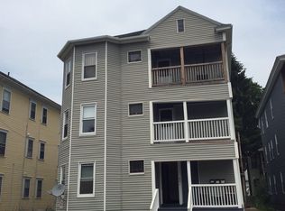 226 Highland St, Worcester, MA 01609