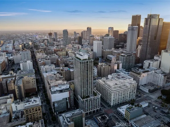 400 S Broadway Ave #2414, Los Angeles, CA 90013