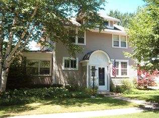 118 N Lincoln Ave, Geneva, IL
