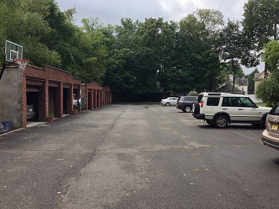 Parking spots and garages