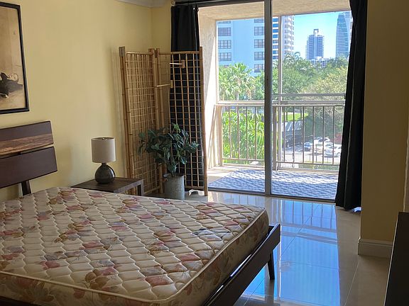 4th image of 501 Three Islands Blvd APT 419