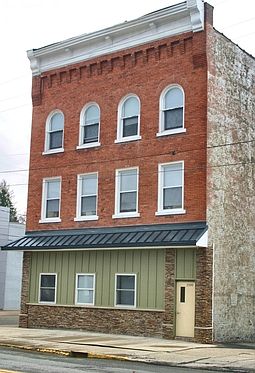 2nd image of 1100 Philadelphia St APT 302