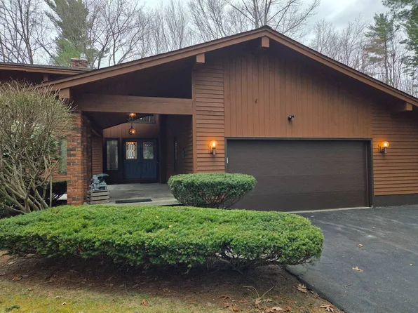 43 Via Da Vinci, Clifton Park, NY 12065