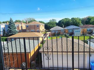 6019 W Gunnison St #F3, Chicago, IL 60630