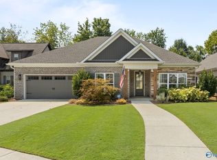26 Cobbs Cove Way, Huntsville, AL 35803