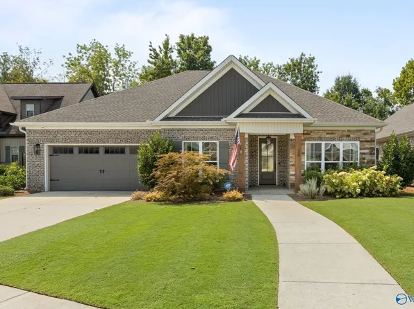 26 Cobbs Cove Way, Huntsville, AL 35803