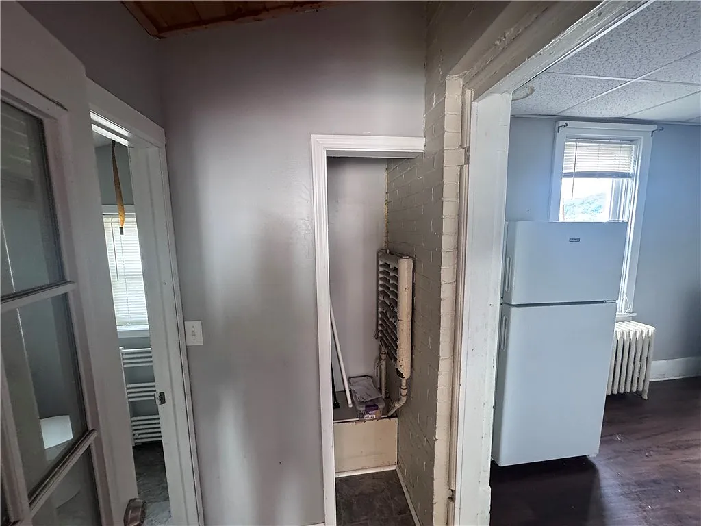2 bed, 700 sqft, $800 — Photo 2