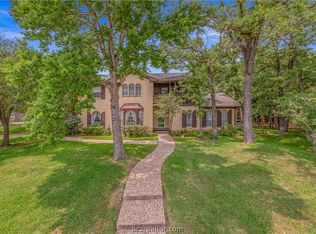 2913 Partridge Cir, Bryan, TX 77802