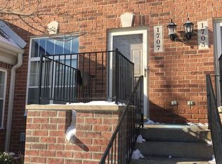 1707 Campau Farms Cir, Detroit, MI 48207