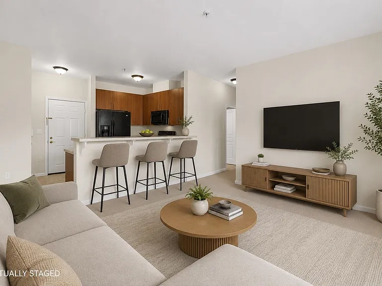 845 Newark Ave #2A — Photo 3