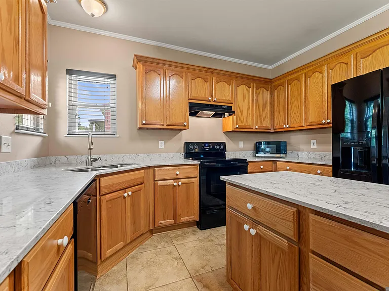 18606 Perkins Oak Rd — Photo 9