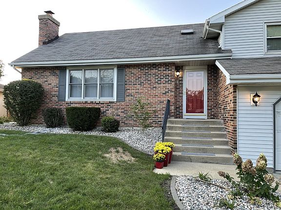 2nd image of 683 Woodstock Ln