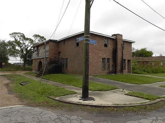 2nd image of 6630-32 Dreux Ave