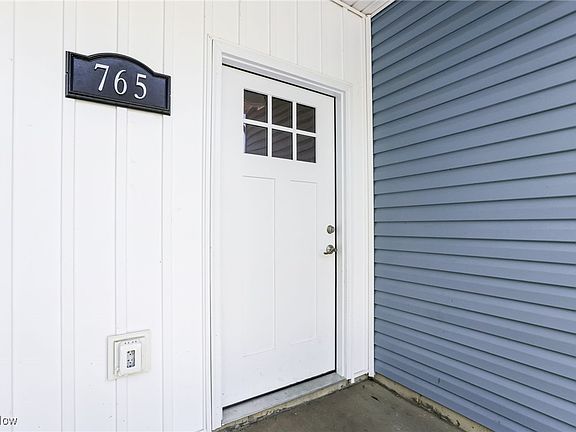 2nd image of 765 Gayth Ave