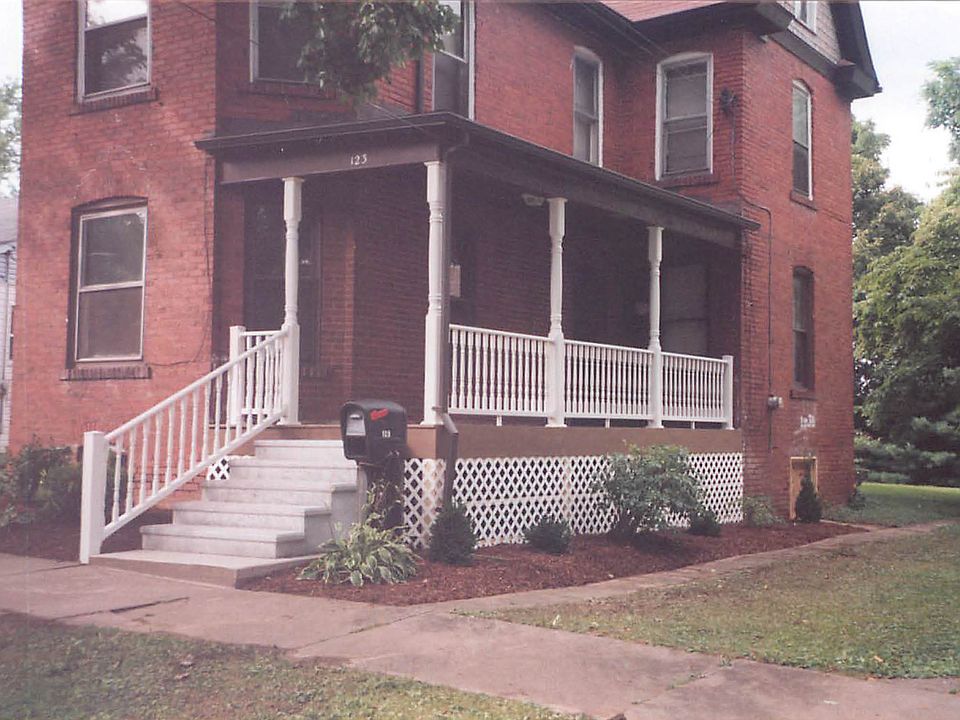 1st image of 123 Frederick St