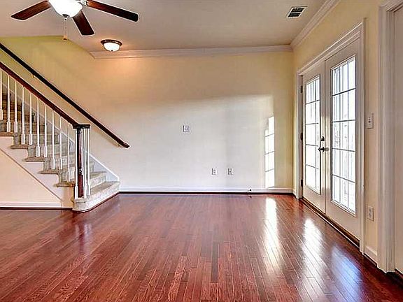5th image of 5111 Center St APT 3B