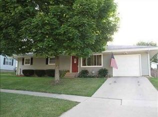 1403 Bunn St, Bloomington, IL