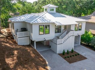 19 Sandcrab Ct, Isle Of Palms, SC 29451