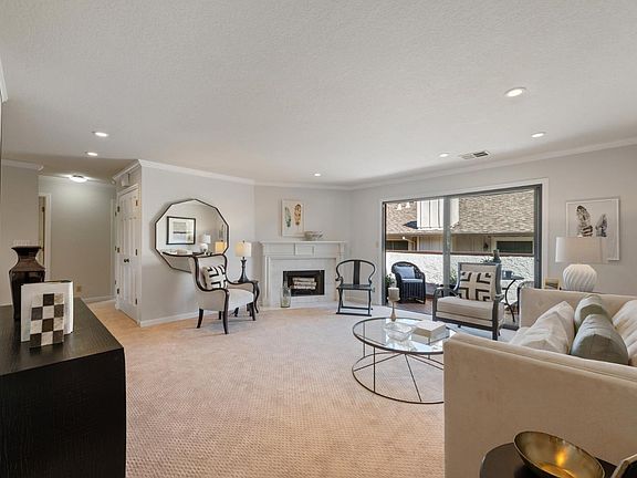 5th image of 103 Cuesta Dr