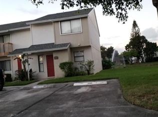 3301 Poolside Dr, Greenacres, FL 33463