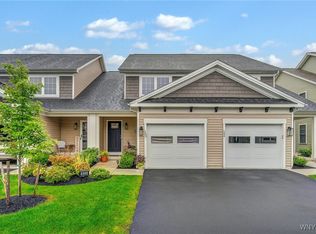 603 Carriage Ln, West Seneca, NY 14224